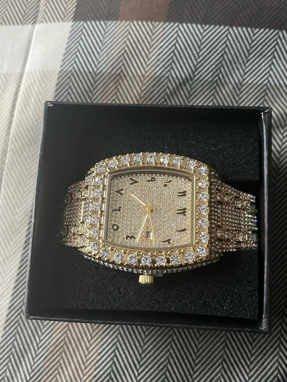 Gold Tone luxury Men's Watch